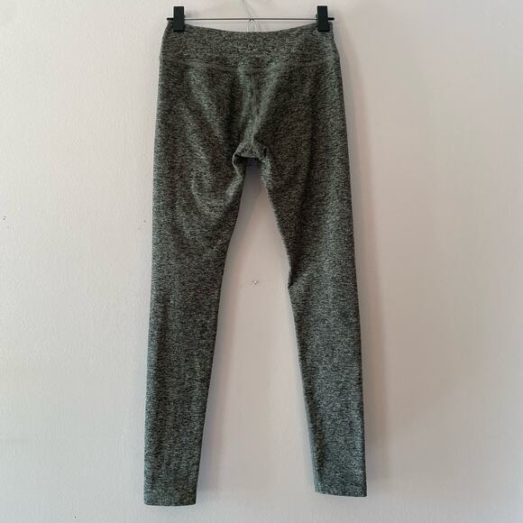 Beyond Yoga Women size Small Heathered Gray Ankle Leggings Workout Gym Athletic - Picture 4 of 10